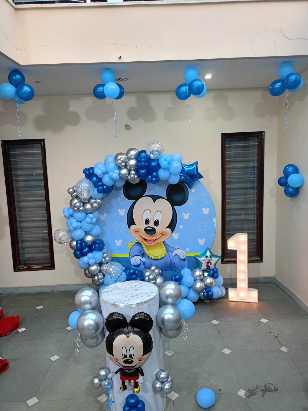 Baby Mickey Mouse Balloon Decor With Illuminated Number And Pedestal