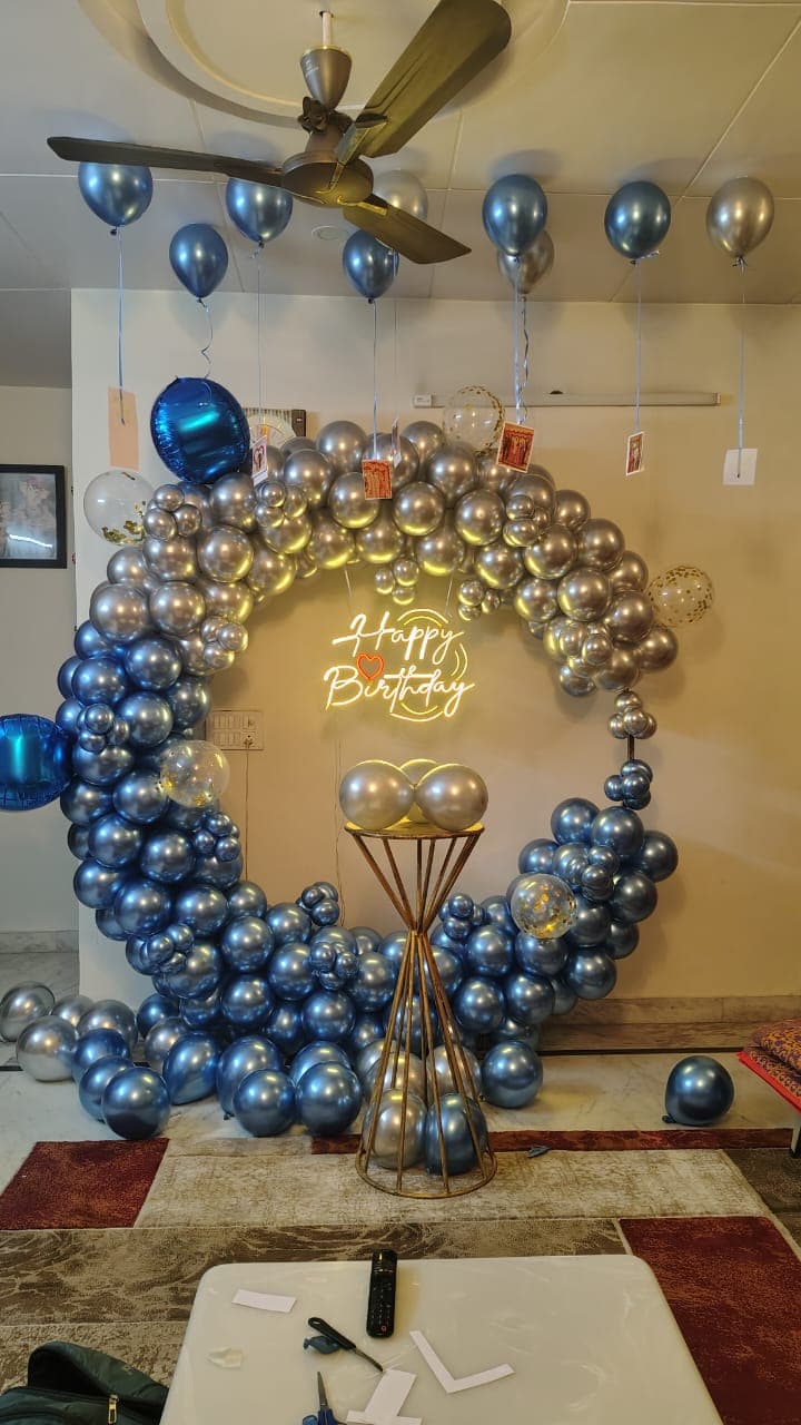 Blue Silver Balloon Ring Birthday Decor With Floating Cards