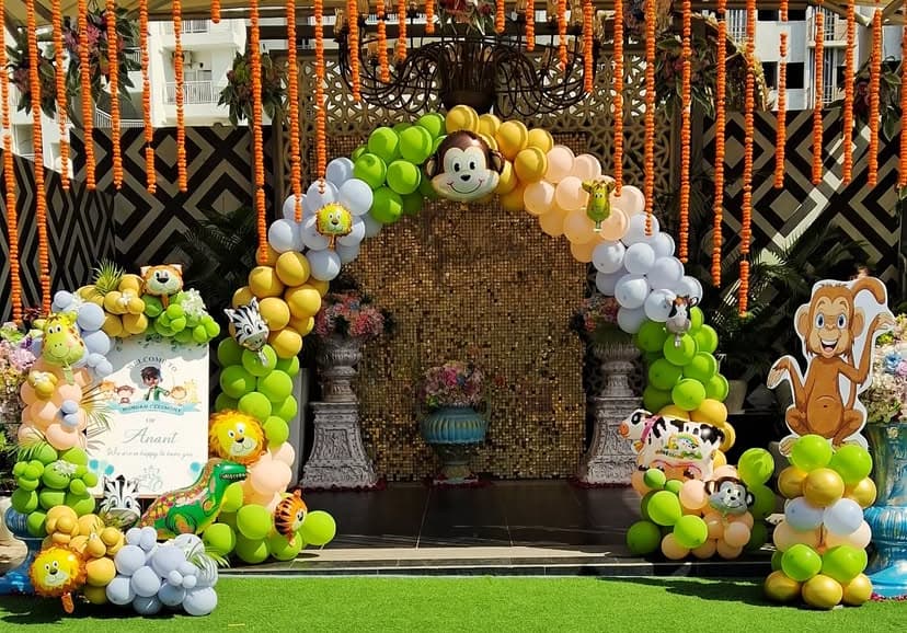 Jungle Theme Entry Gate Balloon Decor