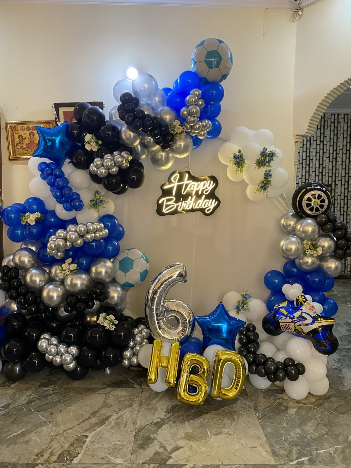 Racing Theme Birthday Balloon Decor